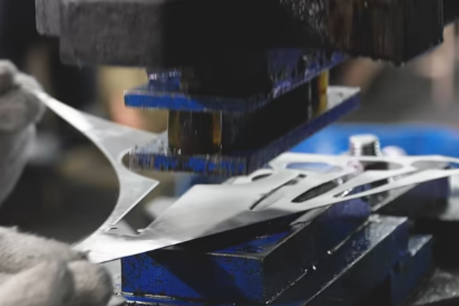 精密沖壓技術(shù)